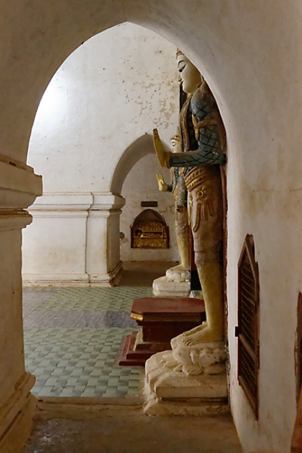 Pagan-Shwe San Daw-040